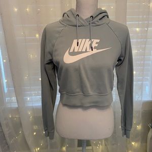 Size XS cropped Nike hoodie